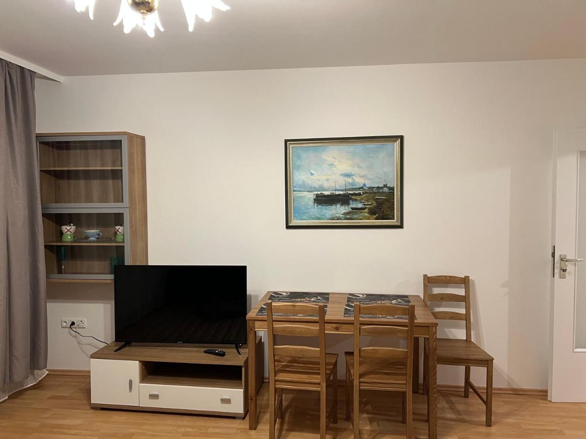 Ferienwohnung Am Konigsplatz Augsburg Exterior photo